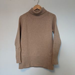 Aritzia Babaton Nicolas Sweater